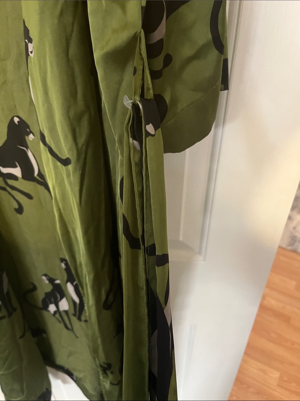 Auden Olive Green Kimono Robe with Black Panther Print - Picture 3 of 3